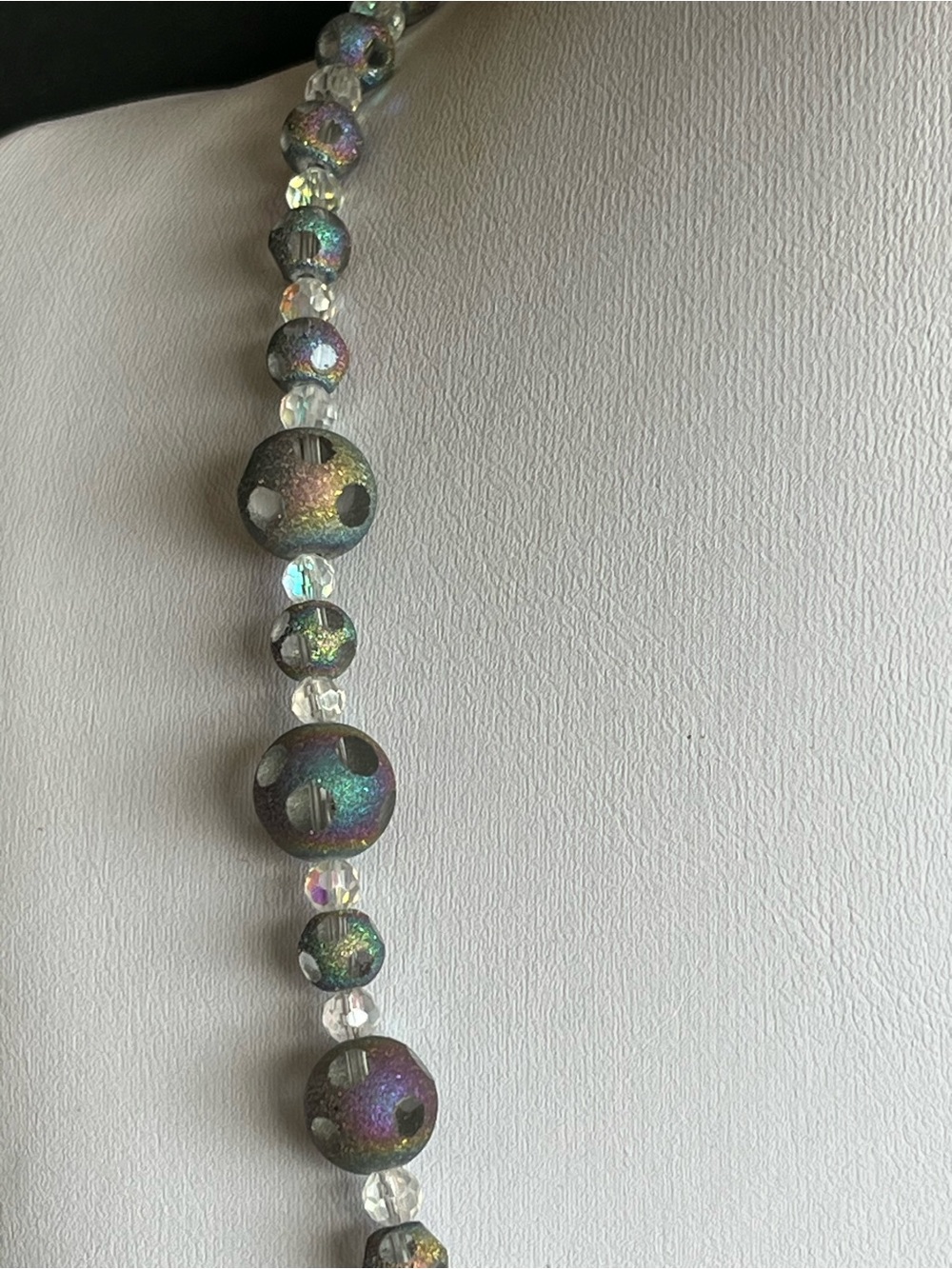 Titanium Carnival Glass Necklace & Hoop Earrings Set - Picture 6 of 10